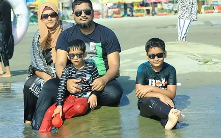পদ্মা নদীতে ডুবে স্ত্রীর মৃত্যুর একদিন পর স্বামীর লাশ উদ্ধার