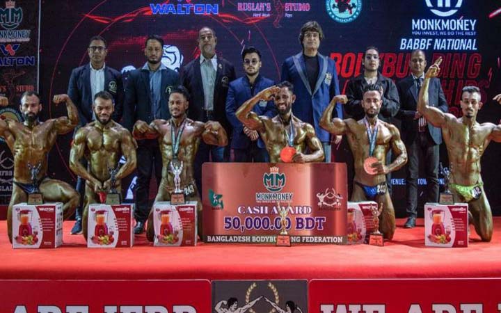 পুরস্কারে বডিবিল্ডারের লাথির ভিডিও ভাইরাল, কী ঘটেছিল সেদিন