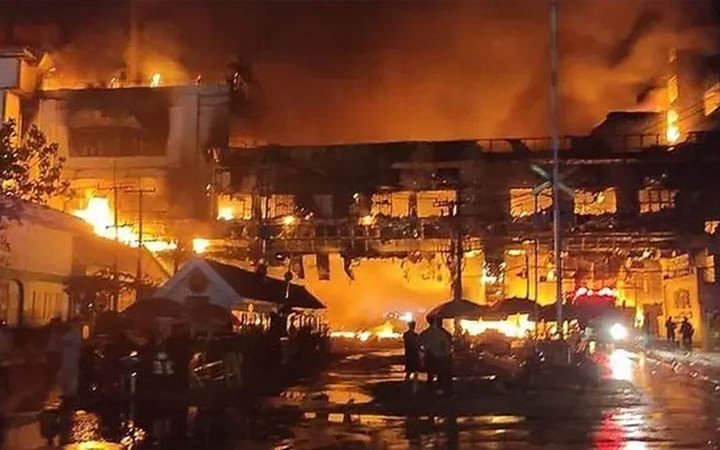 কম্বোডিয়ায় ক্যাসিনোতে অগ্নিকাণ্ড, নিহত ১০