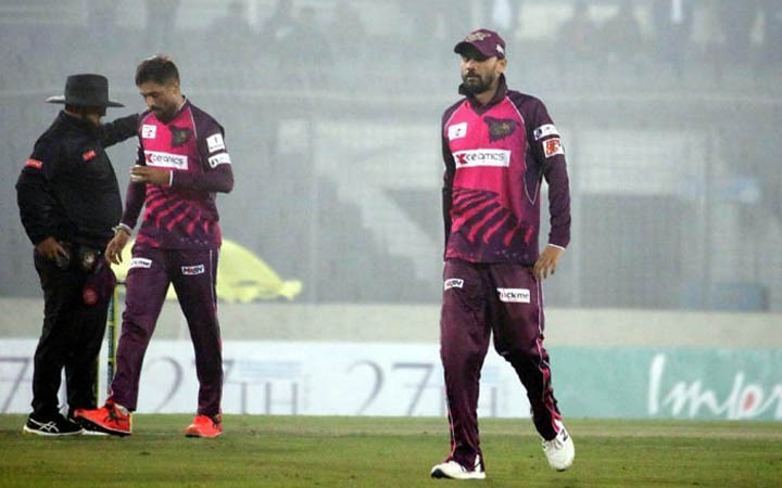 টসে জিতে ফিল্ডিংয়ে মাশরাফির সিলেট