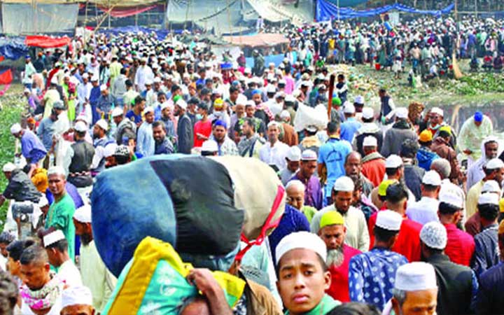 আখেরি মুনাজাতে অংশ নিতে মুসল্লিদের ঢল ছুটেছে টঙ্গীতে