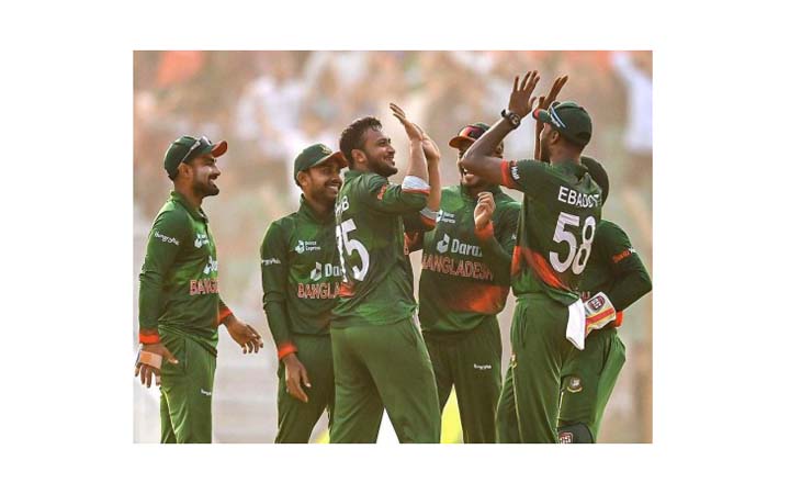 ইংল্যান্ডের বিপক্ষে সিরিজ জয়ের ইতিহাস গড়ল বাংলাদেশ