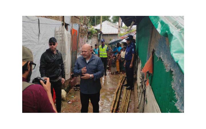আইসিসির চীফ প্রসিকিউটরের কক্সবাজার রোহিঙ্গা ক্যাম্প পরিদর্শন