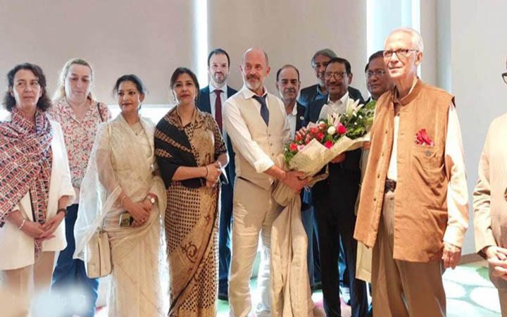 আওয়ামী লীগের সঙ্গে ইইউ প্রতিনিধি দলের বৈঠক শুরু