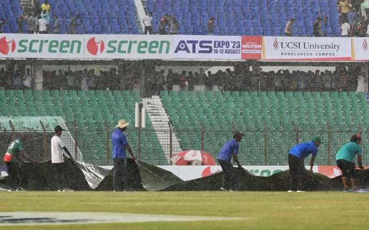 বৃষ্টিতে বন্ধ টাইগ্রেসদের ম্যাচ