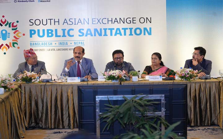 পেট্রোল পাম্প ও মার্কেটে মানসম্মত পাবলিক টয়লেট নিশ্চিত করতে হবে : আতিকুল ইসলাম