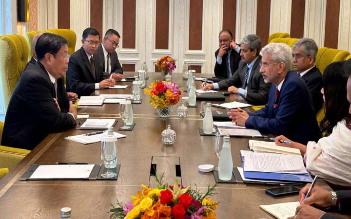 ভারতের মিয়ানমার নীতিই কি মণিপুরে 'ব্যাকফায়ার' করছে?