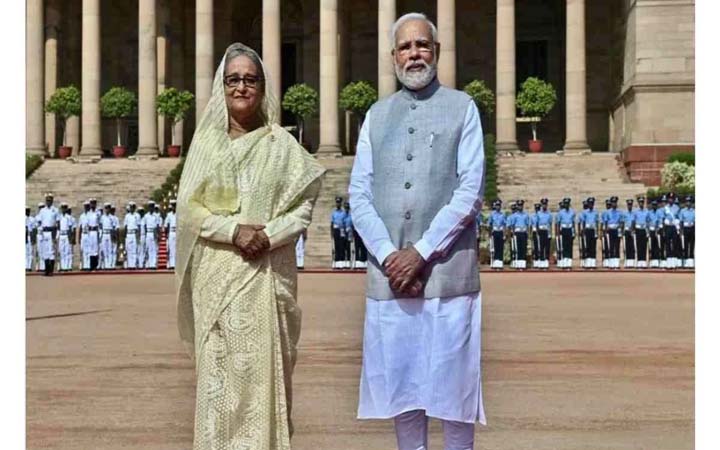 ব্রিকস শীর্ষ সম্মেলন : সাইডলাইনে বৈঠকে বসতে পারেন শেখ হাসিনা-মোদি
