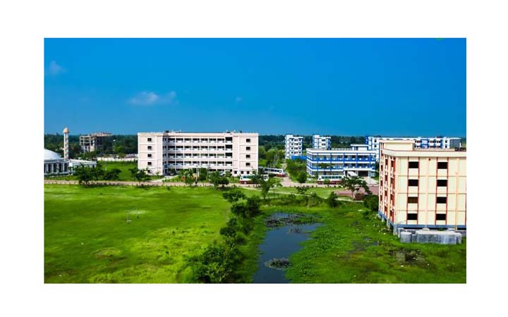 পাবিপ্রবির ফার্মেসি বিভাগে ভর্তিতে নিষেধাজ্ঞা, উদ্বিগ্ন শিক্ষক-শিক্ষার্থীরা