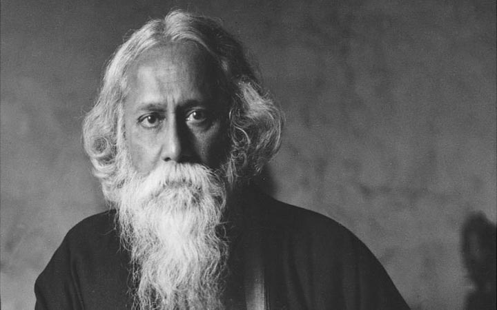 রবীন্দ্রনাথের ‘বাংলার মাটি বাংলার জল’ গানের শব্দ বদল কেন চান মমতা?
