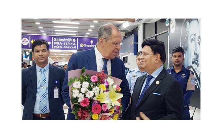 ঢাকায় পৌঁছেছেন রুশ পররাষ্ট্রমন্ত্রী ল্যাভরভ