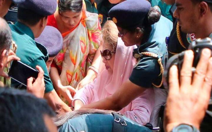 খালেদা জিয়ার ‘মৃত্যু ঝুঁকি অত্যন্ত বেশি’ :  চিকিৎসক