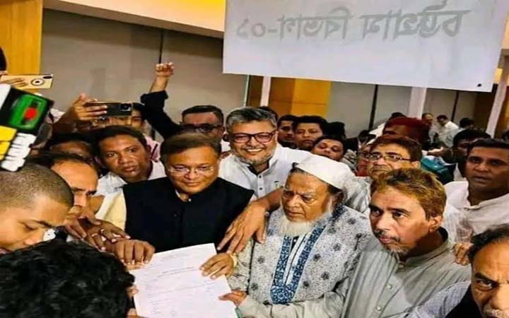 দল না করে, ত্যাগ-তিতিক্ষা ছাড়া মনোনয়ন পাওয়ার সুযোগ নেই : ড. হাছান মাহমুদ