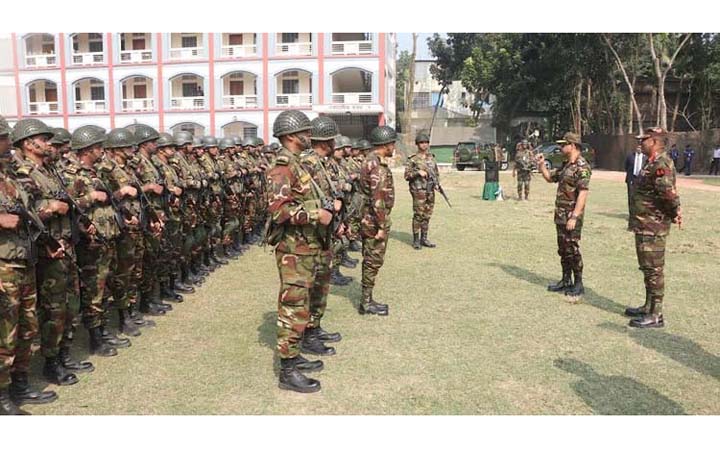 সেনাবাহিনীর নির্বাচনী কার্যক্রম পরিদর্শনে সেনাপ্রধান