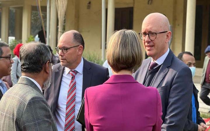 নির্বাচন নিয়ে পশ্চিমাদের প্রতিক্রিয়া কি শুধু বিবৃতিতেই সীমিত থাকবে?