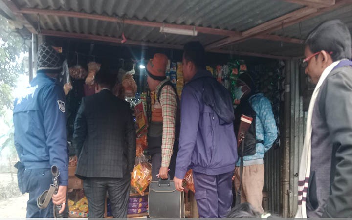 ময়মনসিংহের তারাকান্দায় পুলিশের অভিযানে বিপুল পরিমান অবৈধ বিড়ি জব্দ