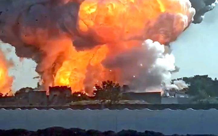 ভারতের মধ্যপ্রদেশে বাজি কারখানায় বিস্ফোরণে ১১ জনের মৃত্যু