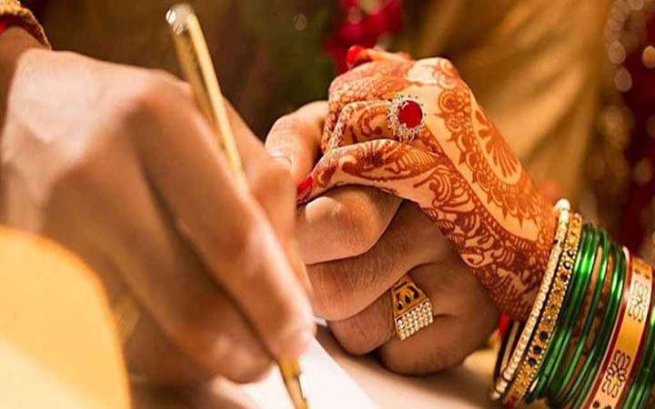 ভয়ে আসেনি বরপক্ষ, পালিয়ে গেল কনের পরিবার