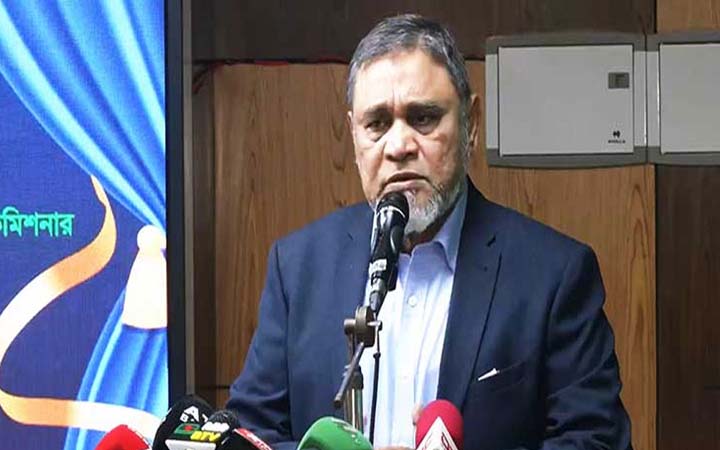 আসন্ন নির্বাচনে পোস্টাল ব্যালটে ভোট দিতে পারবেন প্রবাসীরা