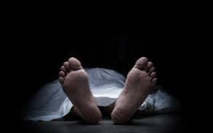 রাজধানীর হোটেলে সিঁড়ি থেকে পড়ে যুবকের মৃত্যু