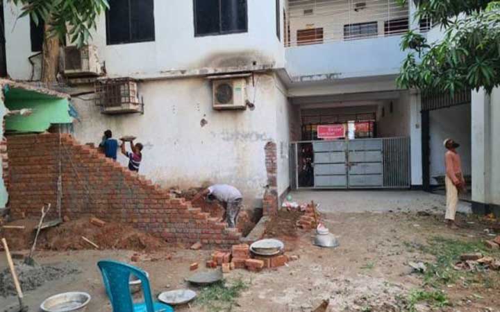 পাবনা সেন্ট্রাল গার্লস হাইস্কুলের জায়গা বিক্রি, অনিয়মের তদন্তে প্রশাসন
