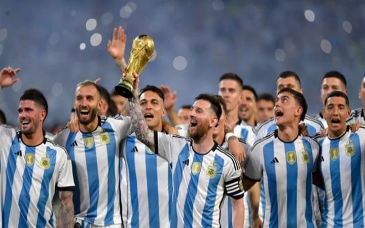 মেসিকে রেখেই স্কোয়াড ঘোষণা আর্জেন্টিনার
