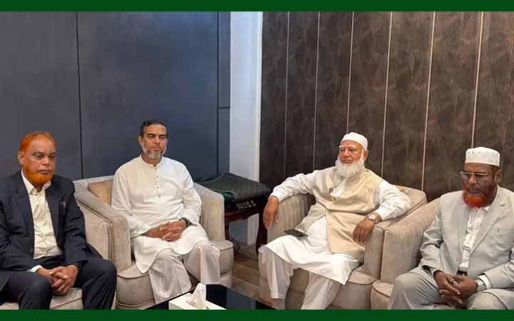 তুরস্কের উদ্দেশ্যে ঢাকা ত্যাগ করলেন বিরোধীদলীয় নেতা