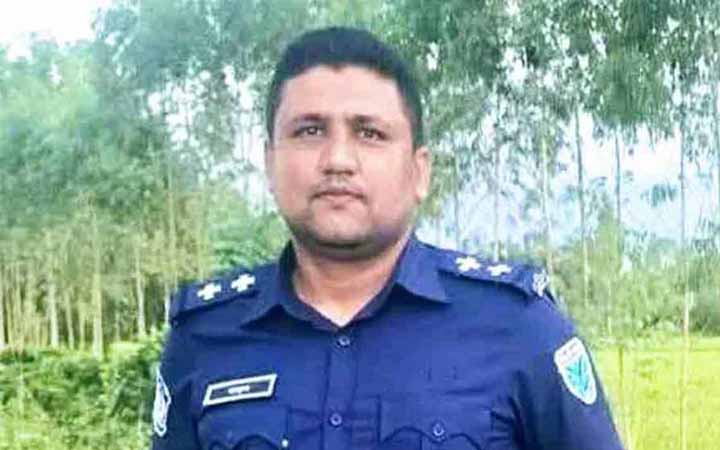ইয়াবা দিয়ে ফাঁসানোর অভিযোগ: এসআই-কনস্টেবল ক্লোজড