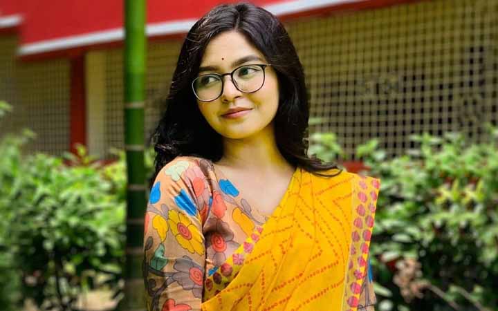 ছাত্রদল নেত্রী প্রীতিকে নিয়ে ছাত্রলীগ নেত্রীর পোস্ট