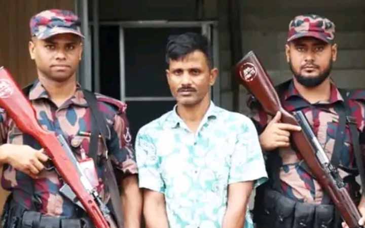 যশোরে শরীরের ভেতর থেকে ৬৮০ গ্রাম স্বর্ণ উদ্ধার