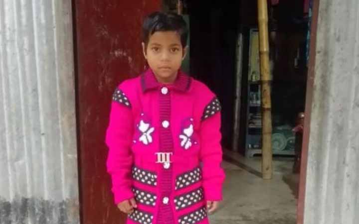 রেললাইনের পাশে পড়ে ছিল শিশু মাহমুদার মরদেহ