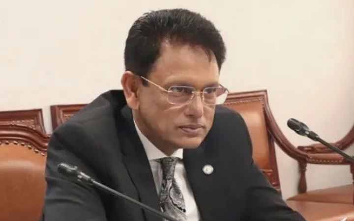 শিক্ষামন্ত্রী শিক্ষার্থীদের পড়ার টেবিলে ফিরে যেতে বললেন