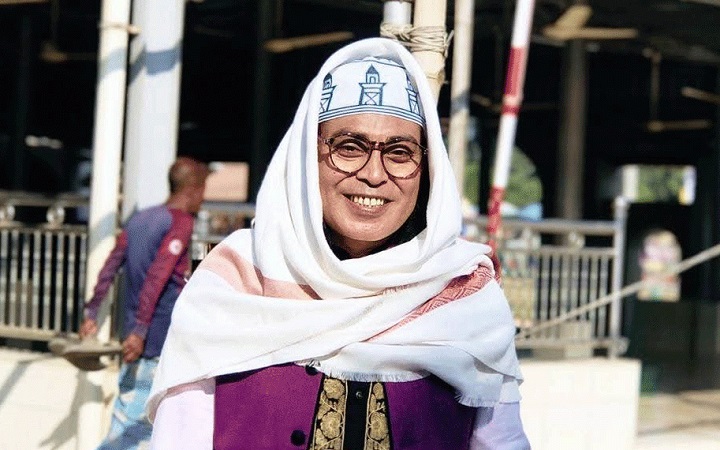 ধার্মিক জীবনে ফিরলেন শিল্পী মাজহারুল ইসলাম