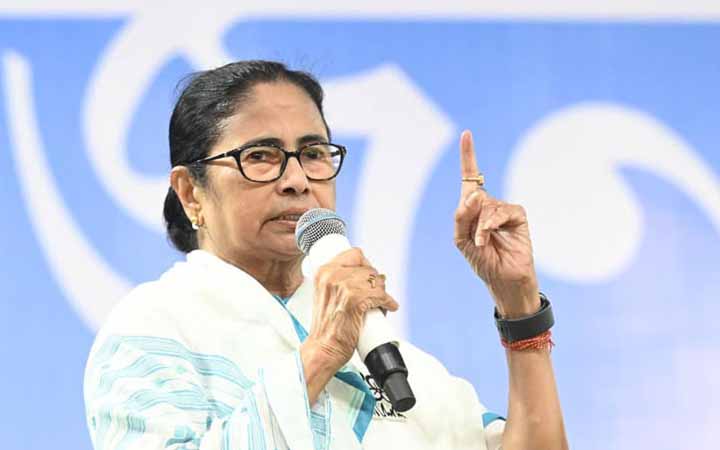 কংগ্রেস মমতাকে দলে ফেরার প্রস্তাব দিলো