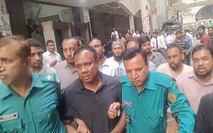 ছাত্রদলের সাবেক সভাপতি খোকন ২ দিনের রিমান্ডে