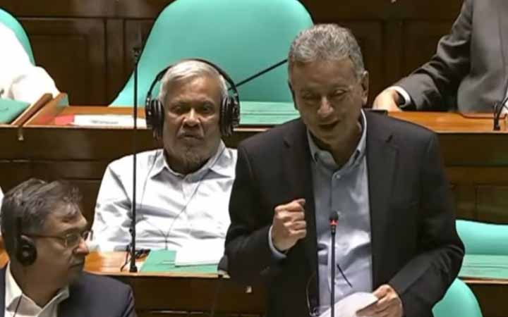 নতুন করে ১৬ ব্যবসায় খাতে যুক্ত হচ্ছে কর