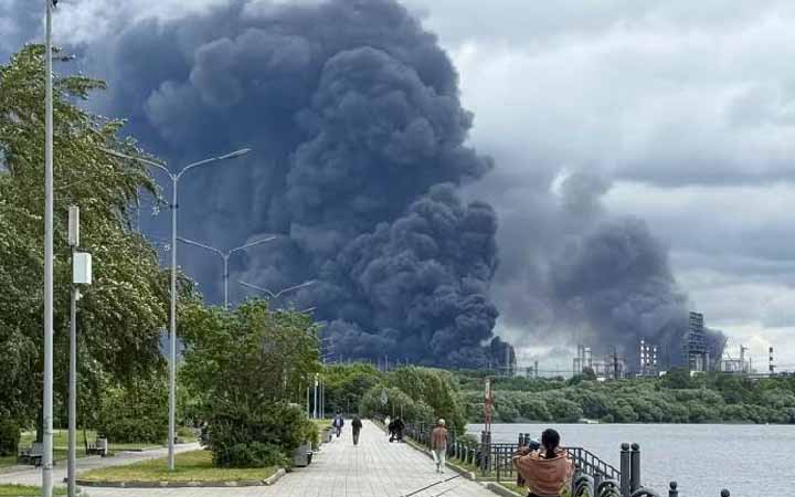 ইউক্রেনের হামলায় কঠিন জ্বালানি সংকটে রাশিয়া