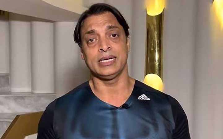তৃতীয় সন্তানের বাবা হলেন শোয়েব আক্তার