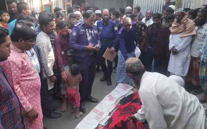 চরফ্যাশনে গাছের চাপায় শ্রমিকের মৃত্যু