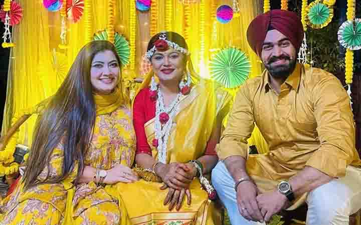 আজ হয়ে গেল মৌসুমী হামিদের গায়েহলুদ, কাল বিয়ে