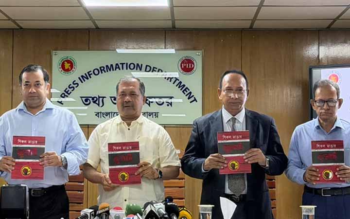 শিকলবিহীন গণতান্ত্রিক ব্যবস্থা প্রতিষ্ঠার জন্যই শিকল ভেঙেছি আমরা: তথ্যমন্ত্রী