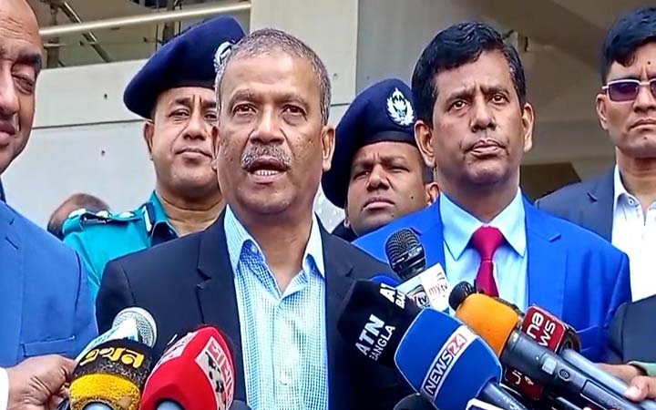 বিপ্লবোত্তর পরিস্থিতিতে শাসন কাজ পরিচালনা করা কঠিন: আসিফ নজরুল