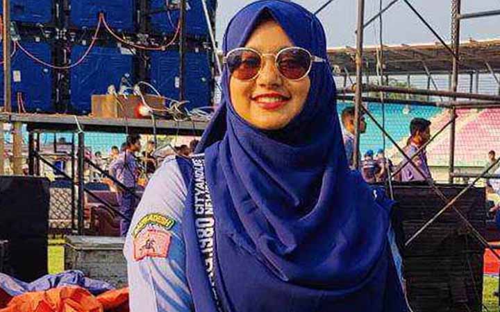 বিশ্ববিদ্যালয়পড়ুয়া নাতনিকে হারিয়ে পাগলপ্রায় নানা-নানি