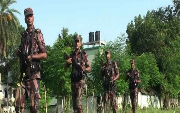 চামড়া পাচার-পুশ ইন ঠেকাতে কঠোর অবস্থানে বিজিবি