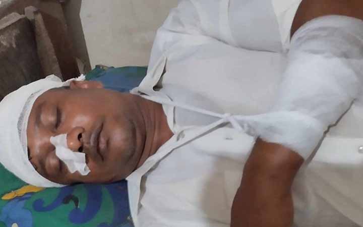 কক্সবাজারের উখিয়ায় সন্ত্রাসী হামলায় আহত ৩