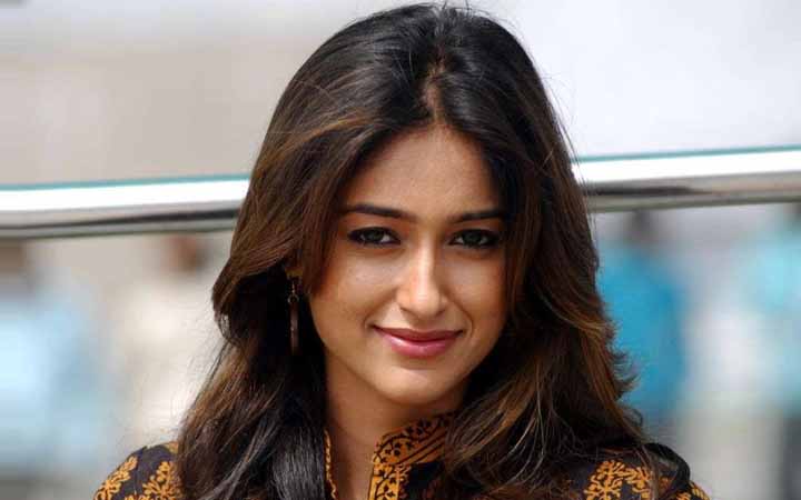 মা হয়েছেন ইলিয়ানা, যে নাম রাখলেন ছেলের