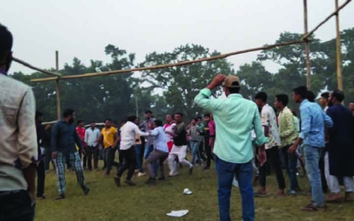 গাইবান্ধায় ফুটবল খেলাকে কেন্দ্র করে সংঘর্ষ, আহত ৫