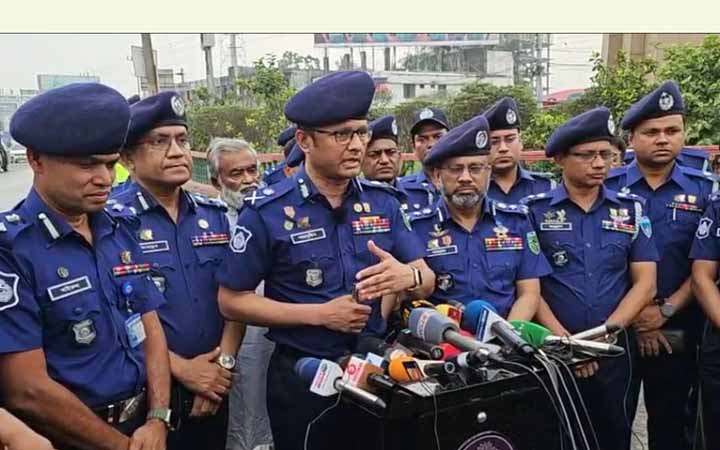 হাইওয়ে পুলিশ প্রধান বলেছেন, ঈদুল ফিতরে মহাসড়কে তিন স্তরের ব্যবস্থা থাকবে