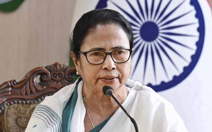 মমতা আত্রাই নদীর বাঁধ নিয়ে দোষারোপ করলেন বাংলাদেশ ও চীনকে