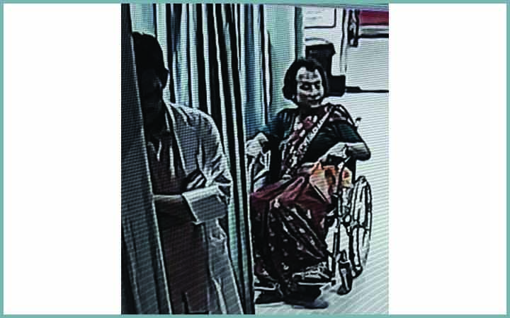 হিজড়া সেজে চিকিৎসকের মুঠোফোন চুরি গ্রেপ্তার ১